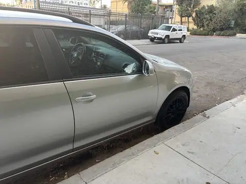 Waters Auto Body in Los Angeles