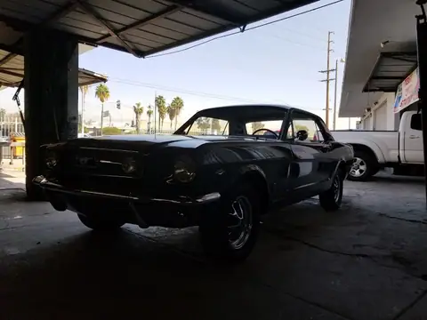 Armar Body Shop - Auto Body Shop, Auto Body Repair, Auto Collision Repair in Lynwood