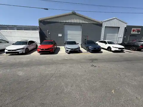 Torre’s Auto Body Repair in Lynwood