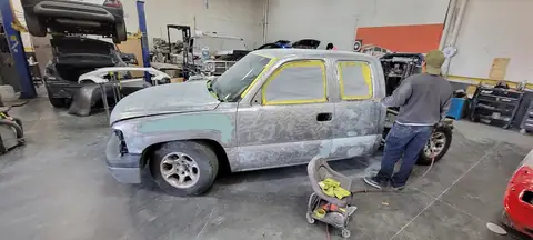 Los De Santiagos Auto Body in Menifee