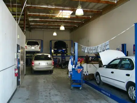 Top Tech Auto & Sons in Menifee
