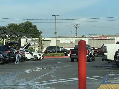 Avalon Tire & Wheel in Montebello