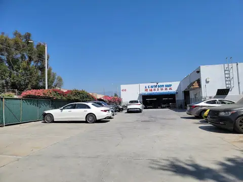 A K Autobody Shop in Monterey Park
