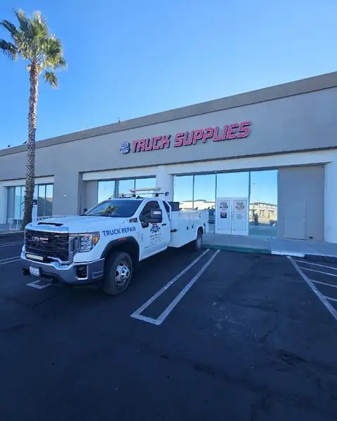I40 Road Service & Truck and trailer Repair - Barstow in Newberry Springs