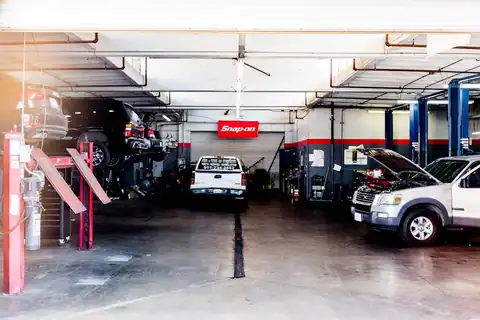 JG Auto Services in Norco