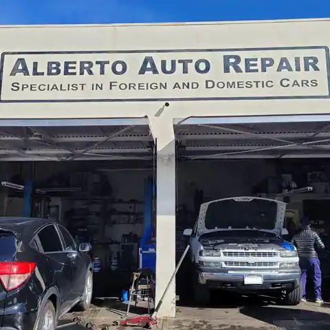 Alberto Auto Repair in North Hills