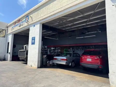 LU-OS Auto Smog And Repair in North Hills