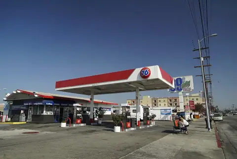 Sepulveda Union 76 Auto Care in North Hills