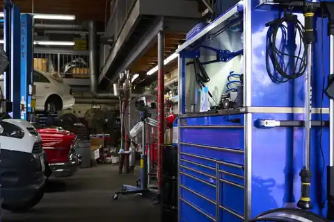 Steve's Auto Clinic in North Hills