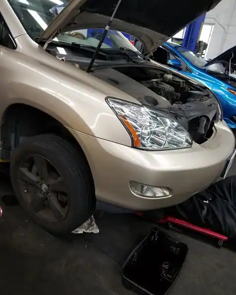 A1 Auto World Services in North Hollywood