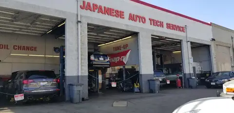 Japanese Auto Tech Service in North Hollywood