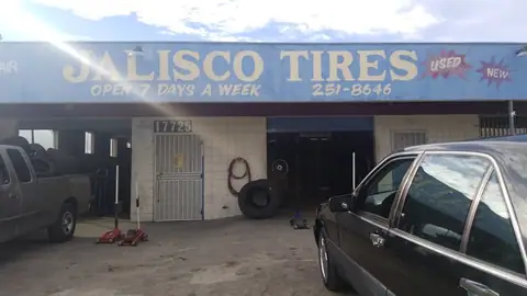 Jalisco Tires in North Palm Springs