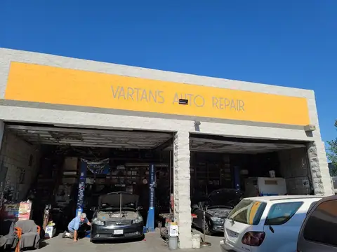 Vartan's Auto Repair in Northridge