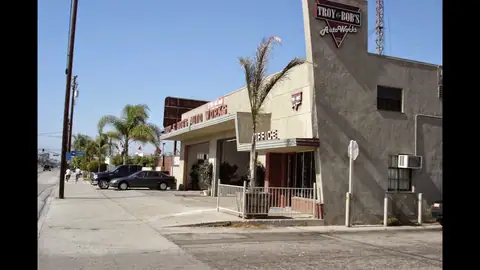 Troy and Bobs Auto Works in Norwalk