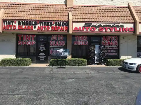 Crack Windshield Repair & Window Tinting in Ontario
