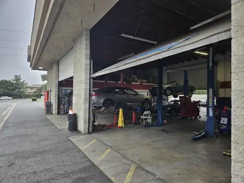 Famous Ed's Auto Repair in Ontario