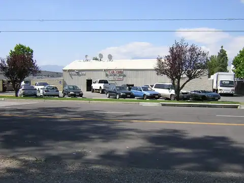 Kar King Auto in Ontario