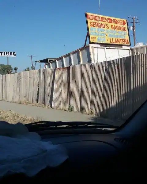 Sergeo's Garage in Ontario