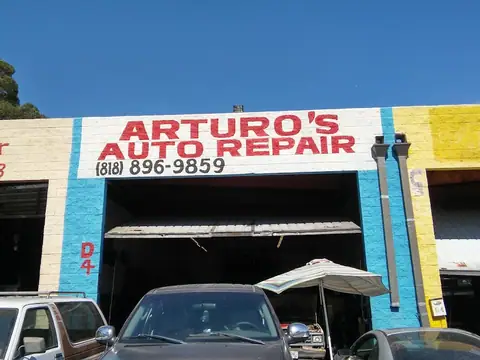 Arturo's Auto Repair in Pacoima