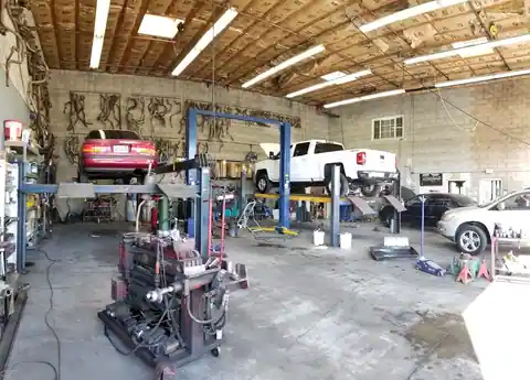 Luna's Radiators & Mufflers Auto Repair Pacoima in Pacoima
