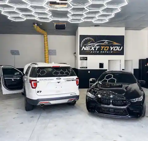 Next to you auto repair in Pacoima