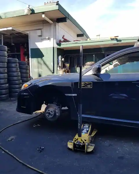 Tony's Tires in Pacoima