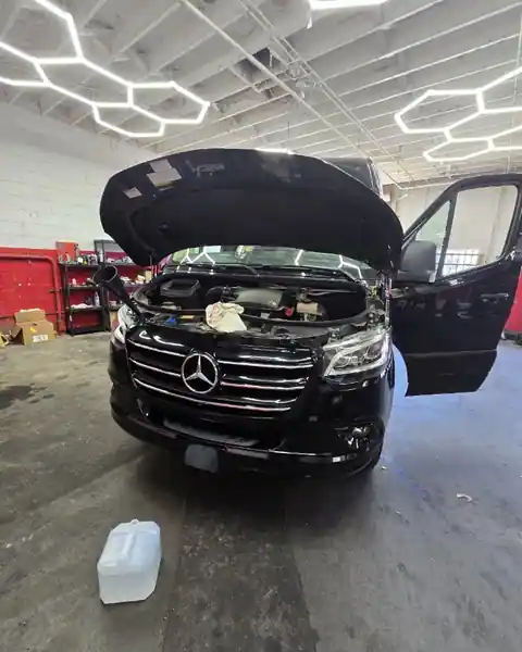 Avina's Auto Electric & mufflers in Palmdale