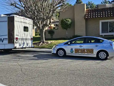 DAM RV in Palmdale