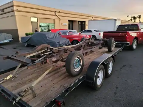 Homies Auto Accessories in Paramount