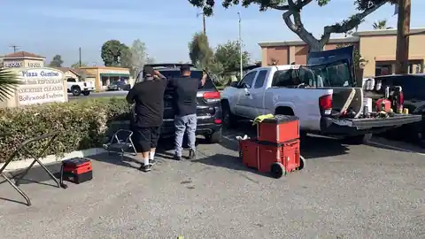 MG Auto Glass in Paramount