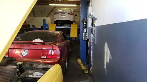 C & D AUTO REPAIR in Perris
