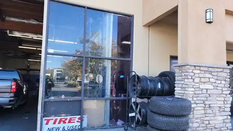 Omar’s Tires & Wheels in Perris