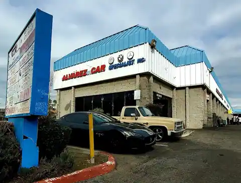 Alvarez Car Specialist in Pomona