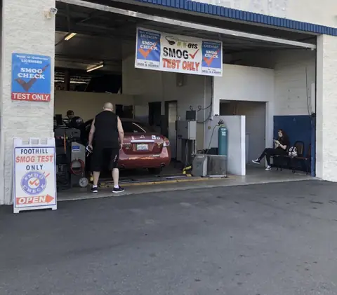 Foothill B Smog Check in Pomona