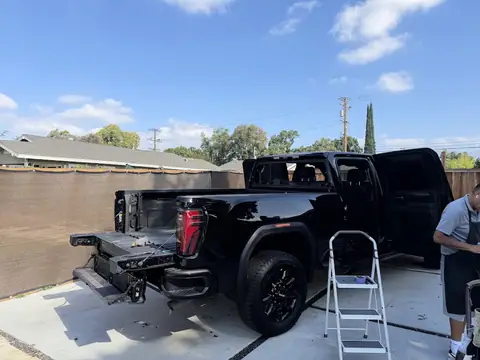 Nike Auto Glass - Windshield Replacement in Rancho Cucamonga