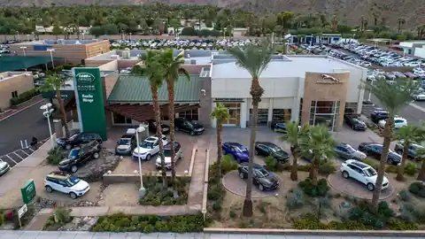 Land Rover Rancho Mirage in Rancho Mirage