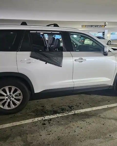 Long Beach Mobile Auto Glass in East Los Angeles