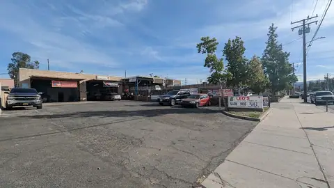 Tomas Smog in Redlands