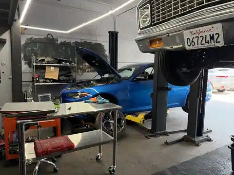 Niche MotorWerks in Redondo Beach