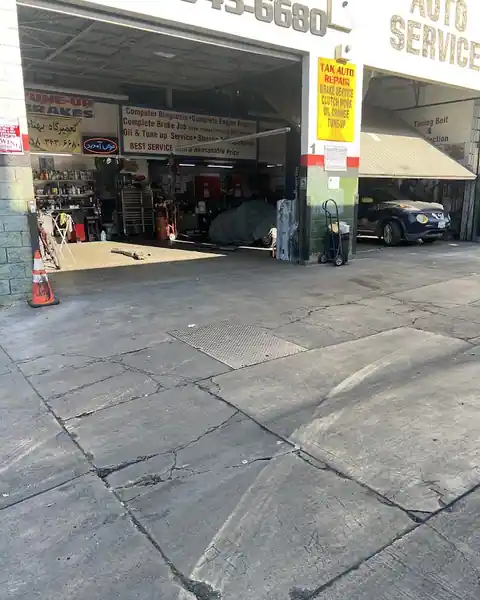Cool Auto Repair in Reseda