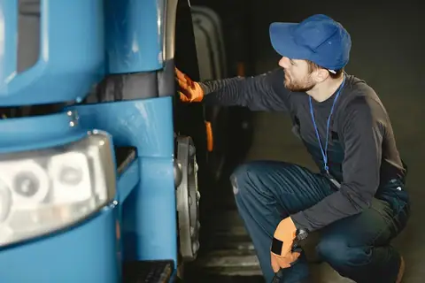 EZ CLEAN TRUCK SMOG CHECK in Reseda