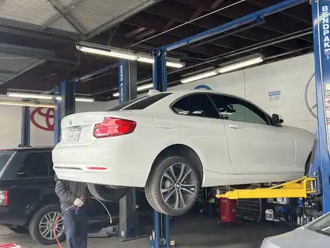 George's German Auto Repair in Reseda