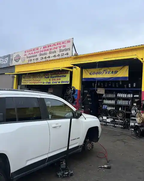 johnys tires & Auto Repairs Reseda this is a new management in Reseda