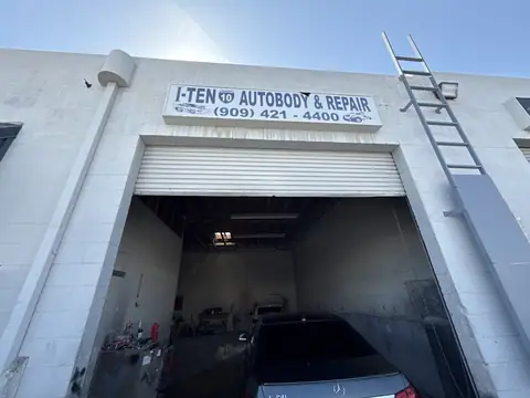 I-Ten Auto Body Shop in Rialto