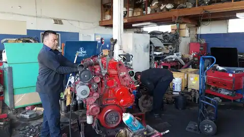 RUIZ RUIZ DIESEL REPAIR in Rialto
