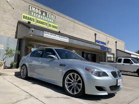 Smog & Tune Technicians in Rialto