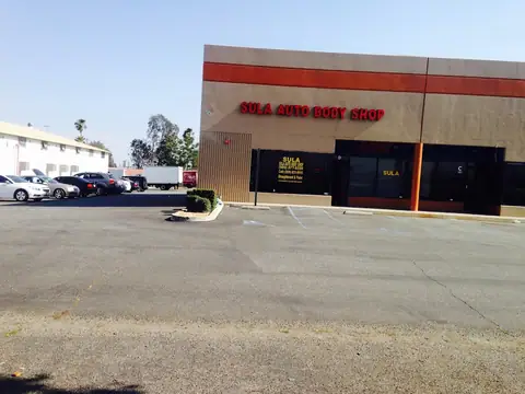 Sula Auto Body Shop in Rialto