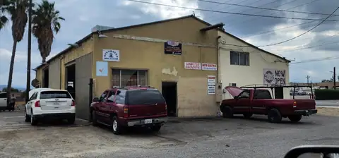 Reed Auto Service in Riverside