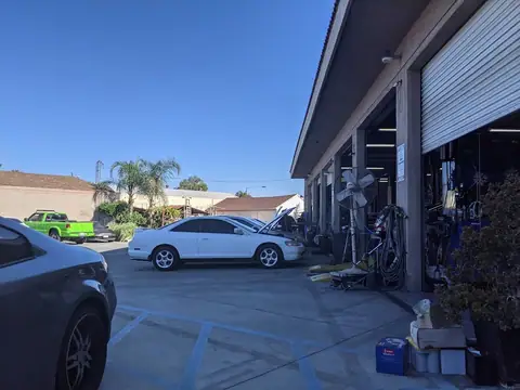 Sacto Auto in Riverside
