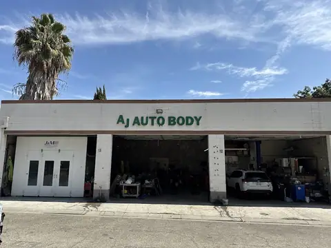 AJ Auto Body in Rosemead